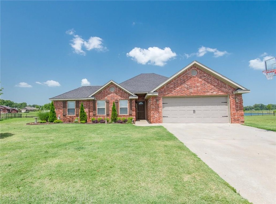 1380 Colonel Bass Ln, Prairie Grove, AR 72753 - photo 1