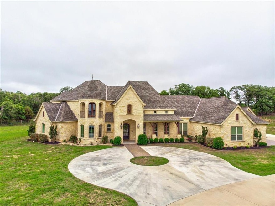 1290 Briarwood St, Weatherford, TX 76087 - photo 1