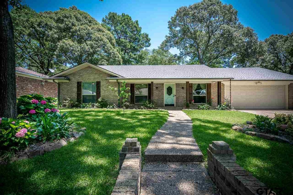 8308 Oxford Dr, Tyler, TX 75703 - photo 1