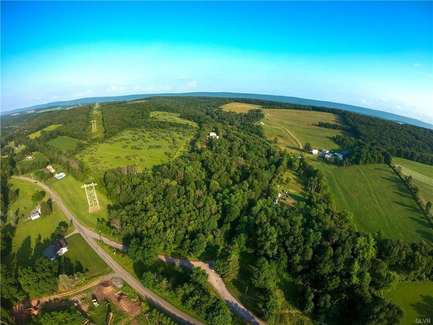 4 Lumber Ln, New Ringgold, PA 17960 - photo 1