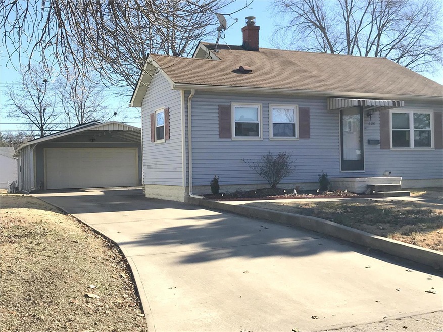 Cute 2 bedroom home with full basement