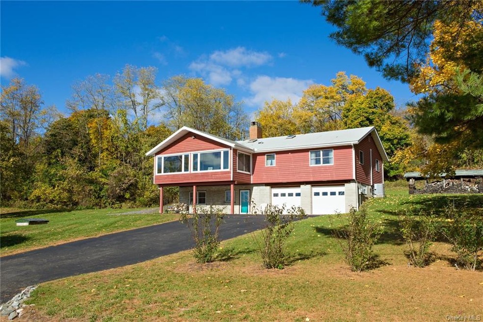 242 Oak St, Newburgh, NY 12550 - photo 1