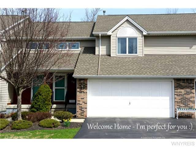 Exterior Front Welcome to your new home!  This bea