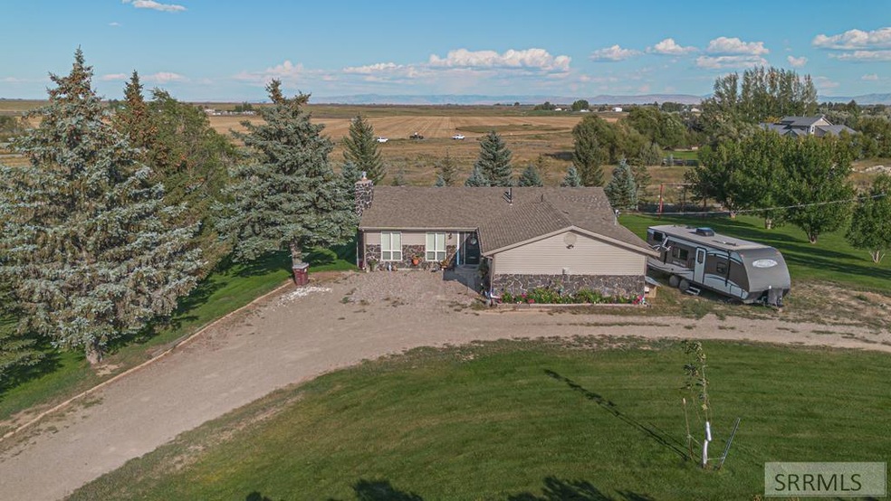 919 U S 26, Blackfoot, ID 83221 - photo 1