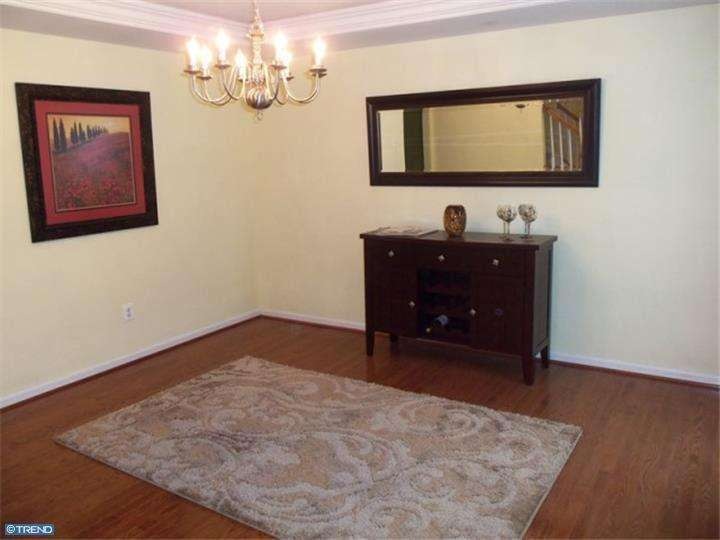 1015 Runaway Dr, Pennsburg, PA 18073 - photo 1