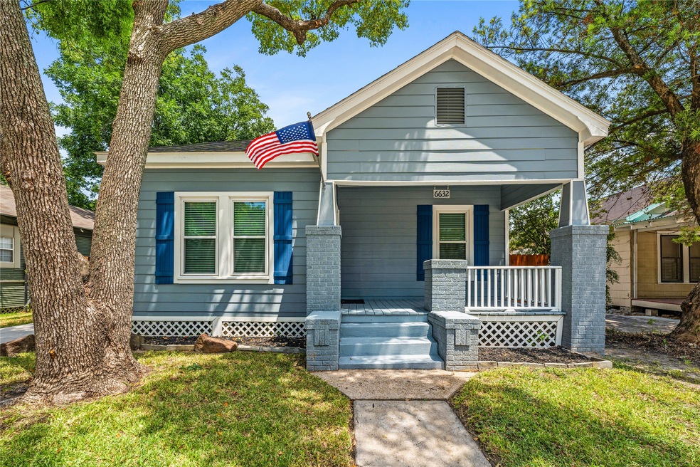 6632 N Main St, Houston, TX 77009 - photo 1