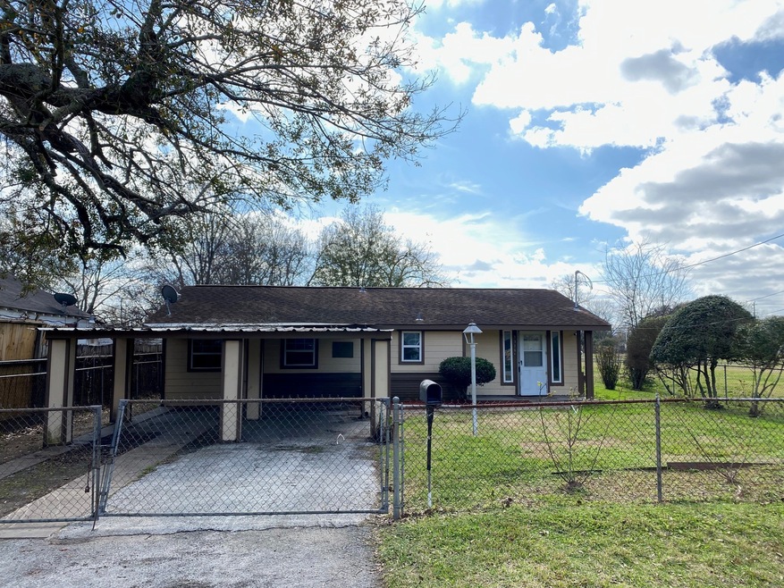 3316 Coal St, Houston, TX 77026 - photo 1