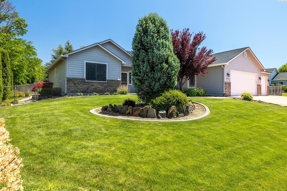 Sold $445,000