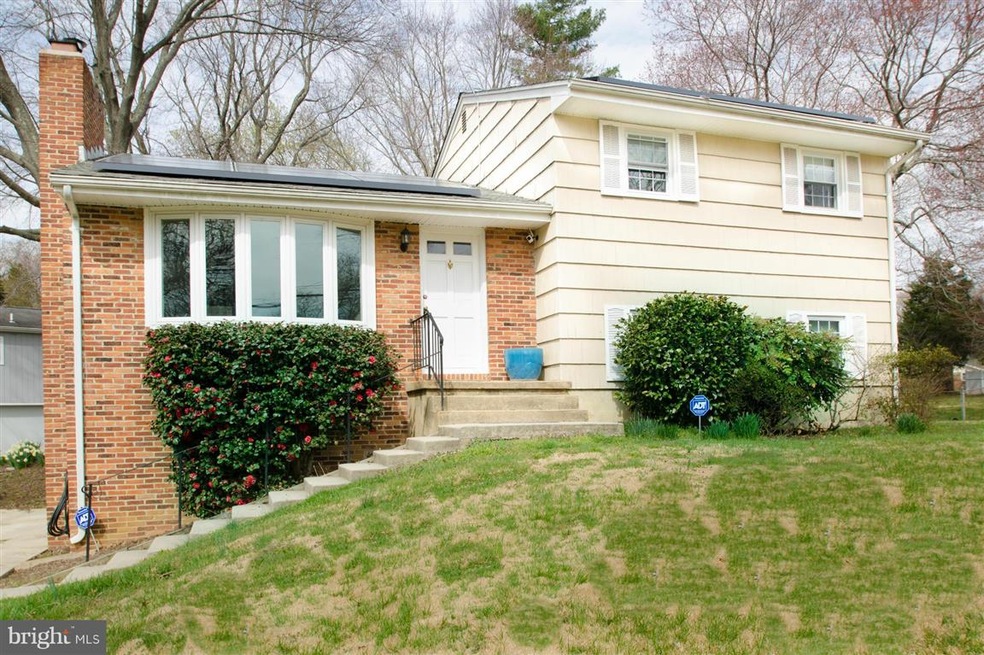 510 Harbor Dr, Annapolis, MD 21403 - photo 1