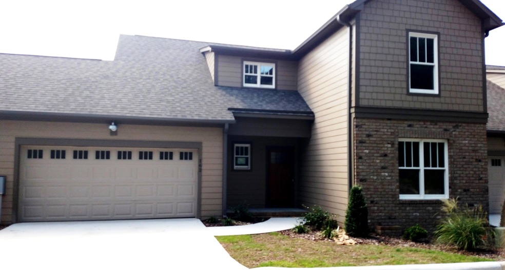Pinebranch Court