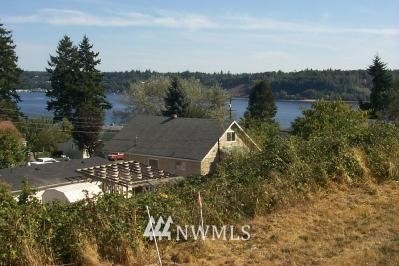 Great view building site! Single family res. - Duplex or possibly a Tri - plex.