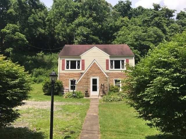 472 Briggs Street!
