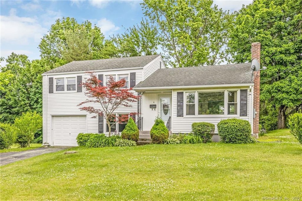 5 Sky View Dr, West Hartford, CT 06117 - photo 1