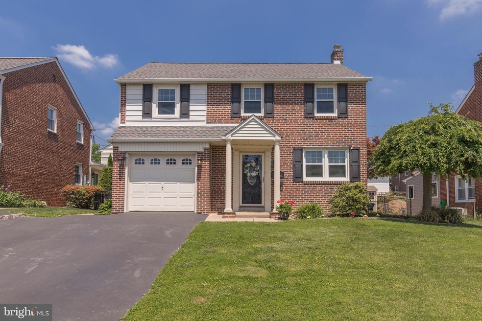 137 Flintlock Rd, Drexel Hill, PA 19026 - photo 1
