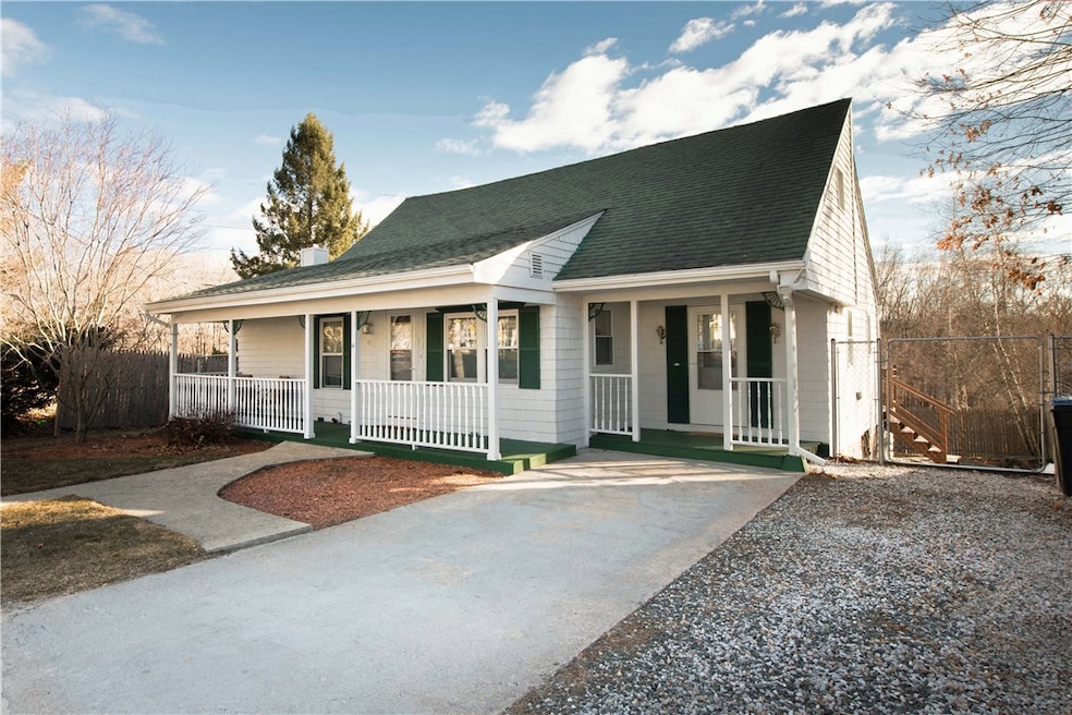 41 Massachusetts Ave, Cumberland, RI 02864 - photo 1