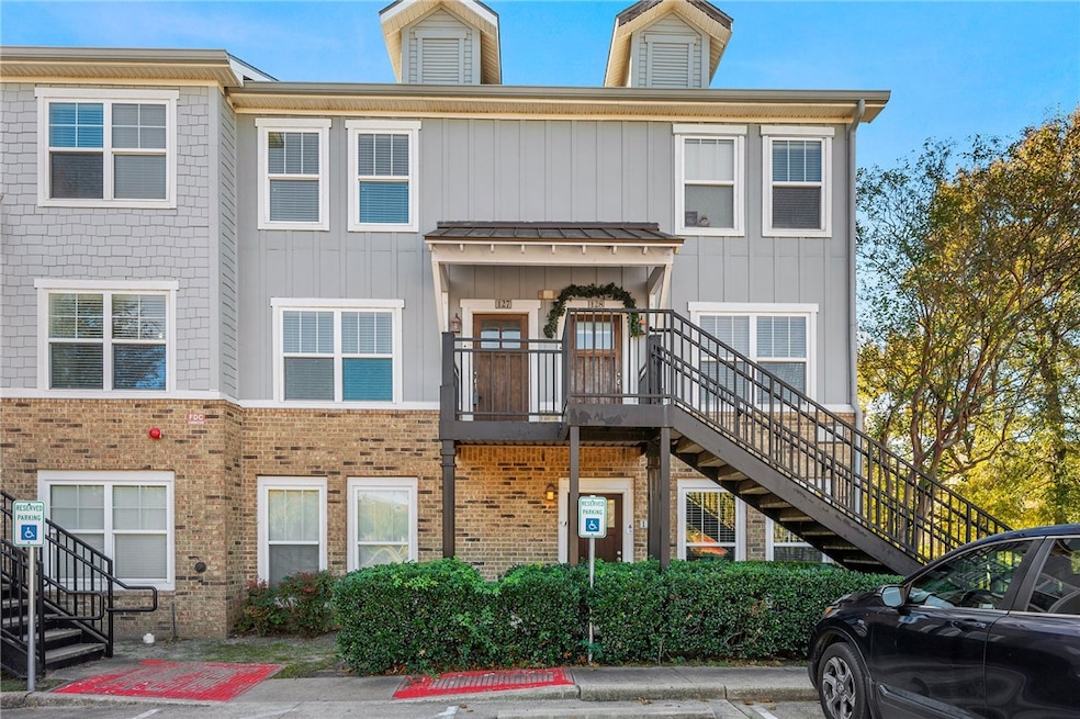 1725 Harvey Mitchell Pkwy S unit 127, College Station, TX 77840 - photo 1