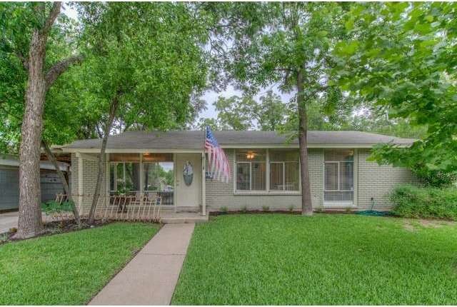 Mid- Century perfection on a beautiful lot!