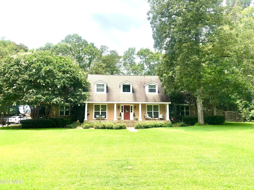 921 Tung Tree Dr, Picayune, MS 39466 - photo 1