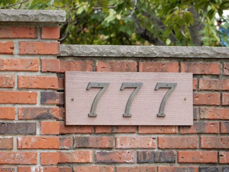 777 Jefferson Ave unit 12, Rahway, NJ 07065 - photo 1