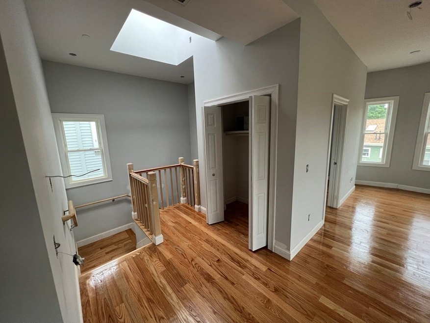 126 Cross St unit 3L, Somerville, MA 02145 - photo 1