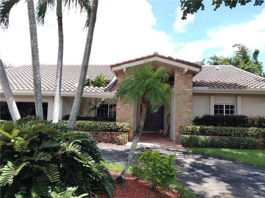 1020 SW 93 Ave Plantation