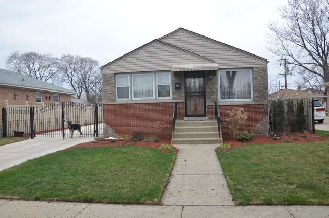 4540 Hirschberg Ave, Schiller Park, IL 60176 - photo 1