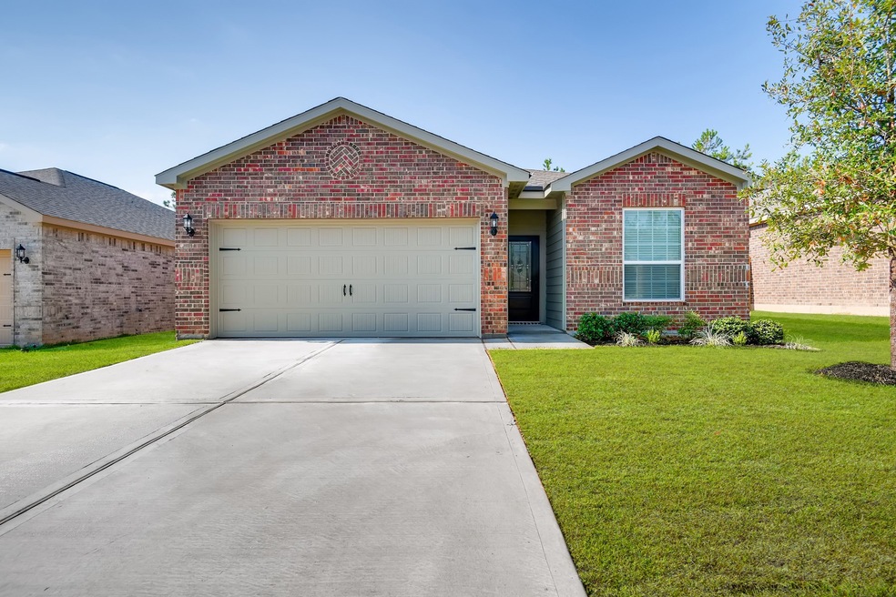 22806 Gentle Shadow Dr, Hockley, TX 77447 - photo 1