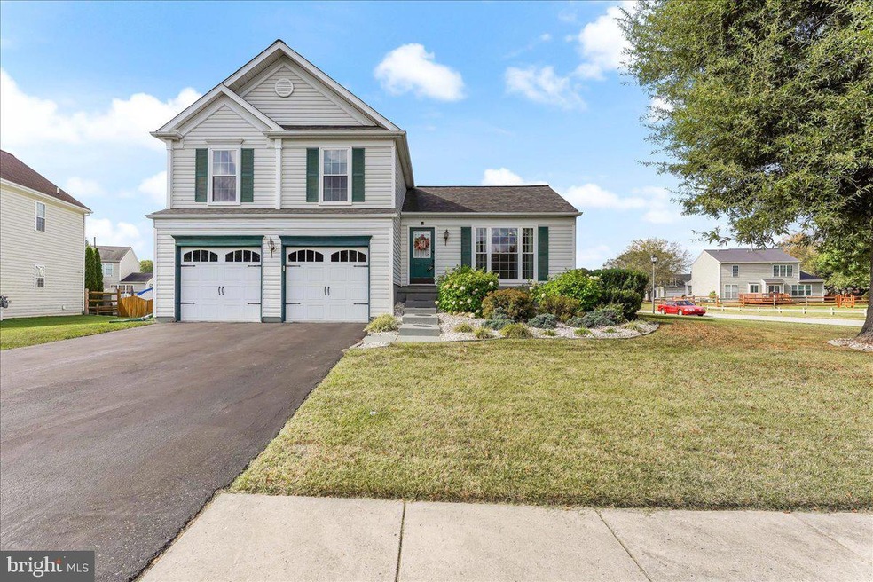 2 Cutleaf Ct, Newark, DE 19702 - photo 1