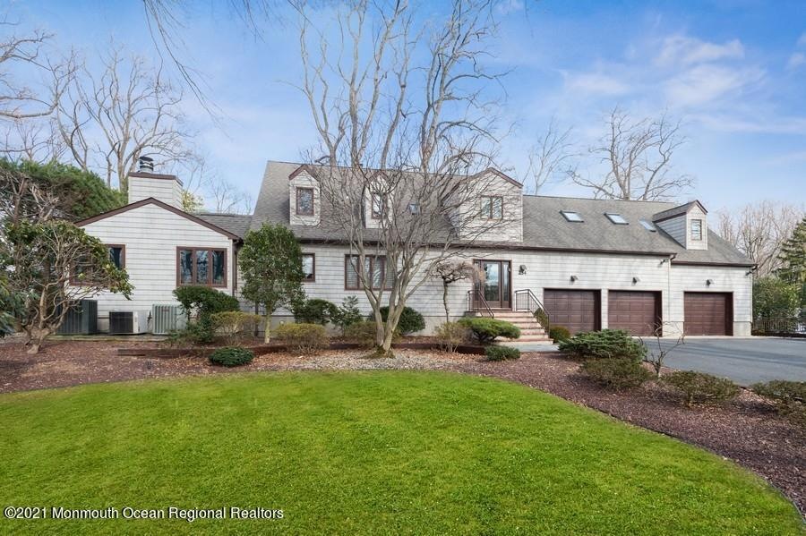 01_254KingfisherDrive_57_FrontView_LowRe
