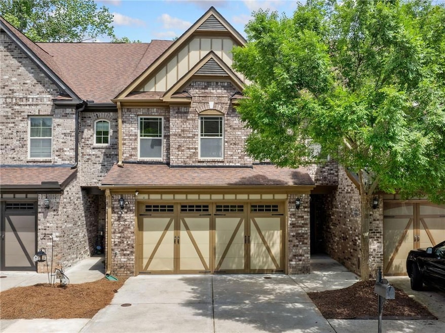 Pending $550,000 • Co-Listing Agent