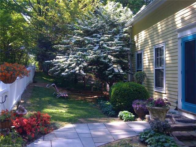 117 River Rd, East Haddam, CT 06423 - photo 1