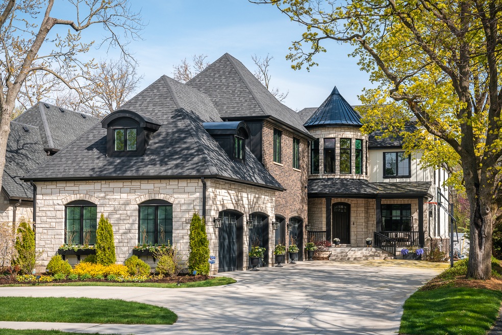 189 E Vallette St, Elmhurst, IL 60126 - photo 1