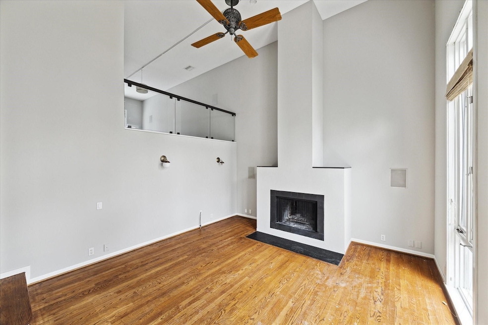 1393 Arlington St unit 1393, Houston, TX 77008 - photo 1