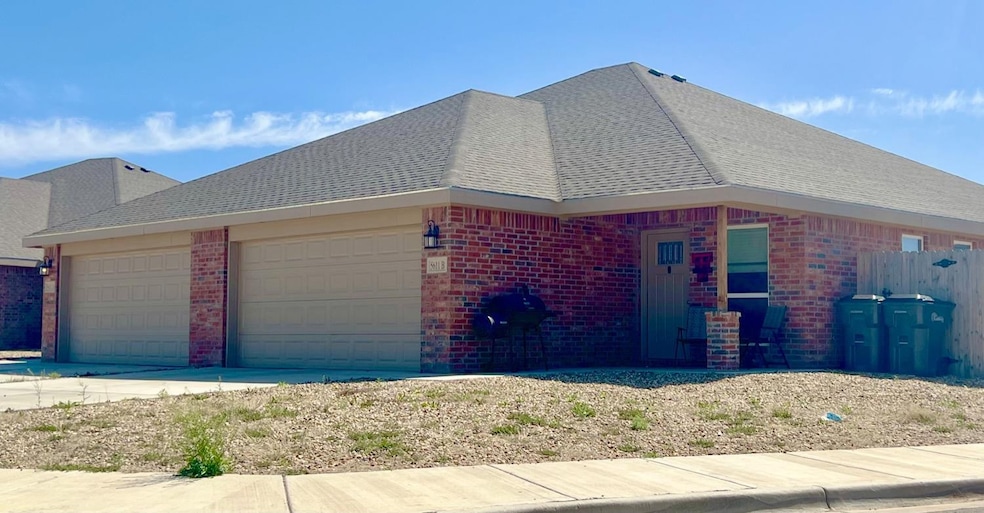 5611 Jarvis St unit B, Lubbock, TX 79416 - photo 1