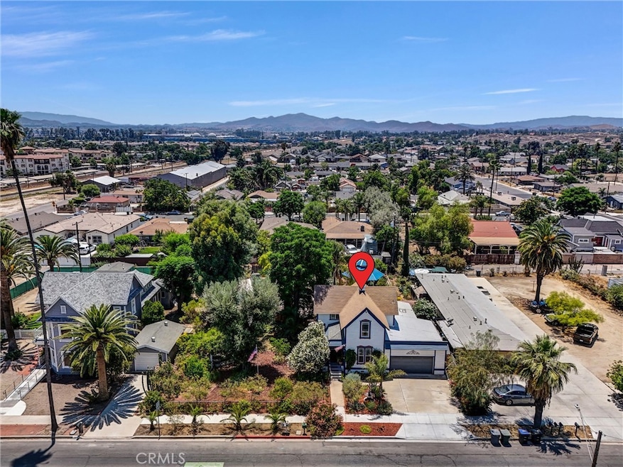 239 W 7th St, Perris, CA 92570 - photo 1