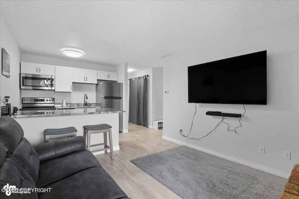 2100 Minerva Way unit A17, Anchorage, AK 99515 - photo 1