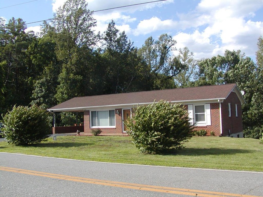 2512 Stoney Mountain Rd, Martinsville, VA 24112 - photo 1