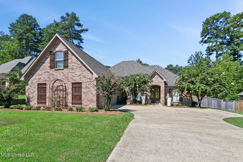 811 Willow Grand Cir final-2