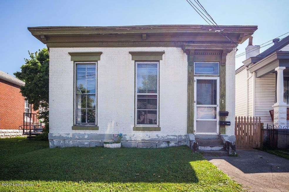 221 S Spring St-02