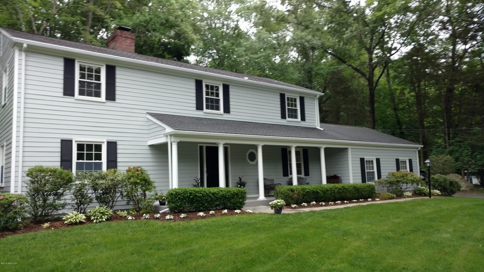 52 Ethan Allen Ln, Stamford, CT 06903 - photo 1