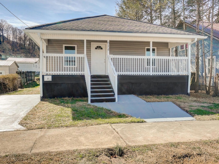 614 E Maple St, Johnson City, TN 37601 - photo 1