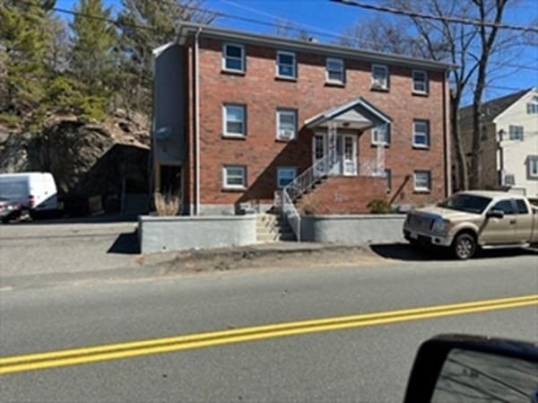 61 Denver St unit 6, Saugus, MA 01906 - photo 1