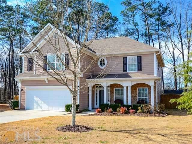 Craftsman-style 4 bedroom, 2.5 bath in Falls at Mi