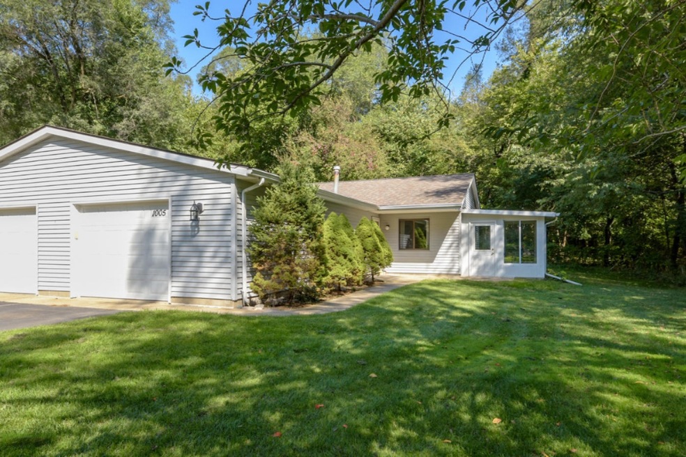 Wedgewood_Dr_1005_Plainwell_49080-1