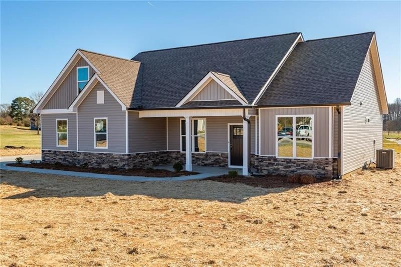 247 Willow Haven St, Calhoun, GA 30701 - photo 1