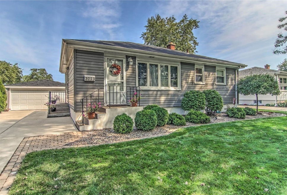 3223 Eder St, Highland, IN 46322 - photo 1