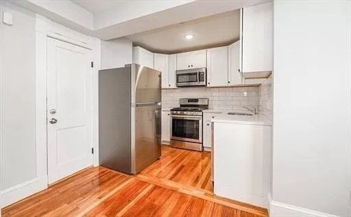 79 Farrington St unit 1, Quincy, MA 02170 - photo 1