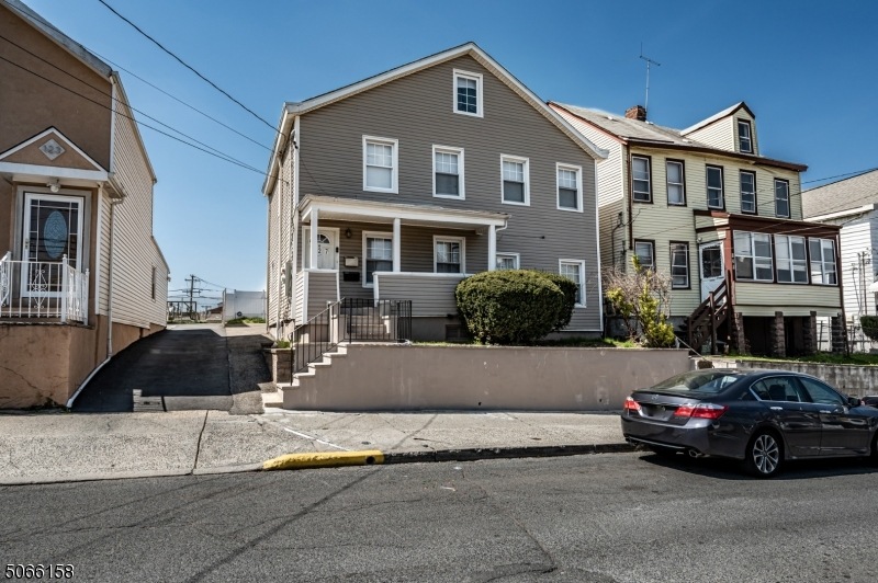 127 Linden St, Passaic, NJ 07055 - photo 1