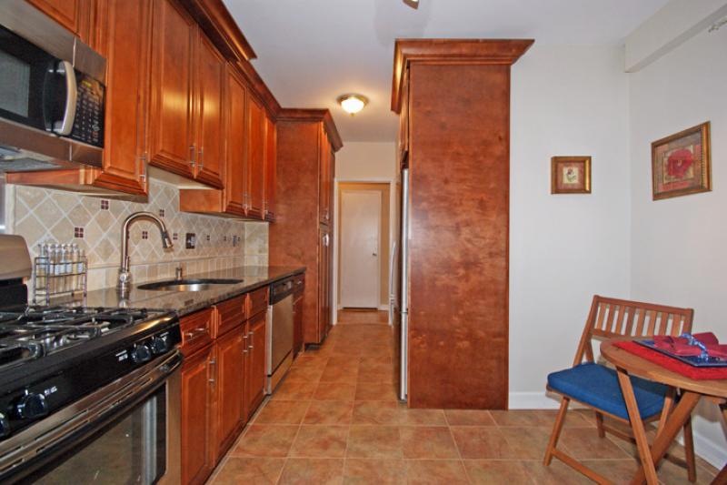 5 Roosevelt Pl C001g unit 1G, Montclair Twp., NJ 07042 - photo 1