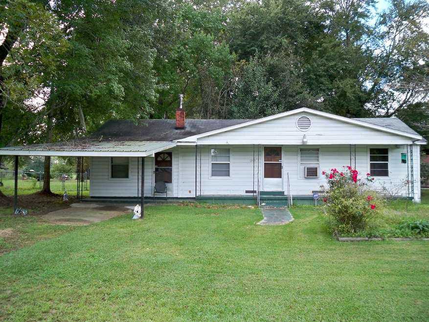 1263 Hwy 15 South